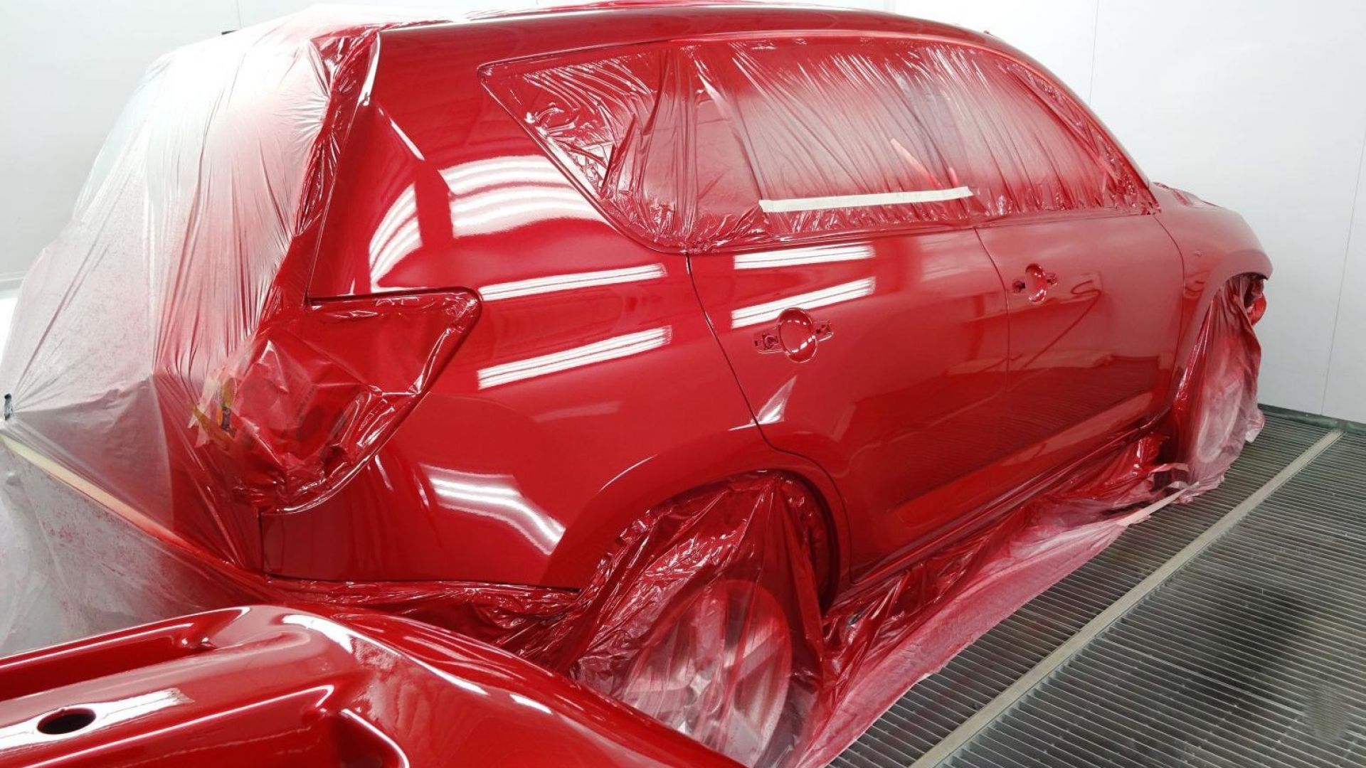 «База под лак» или «2К Акрил»: Чем на самом деле покрашен ваш автомобиль?