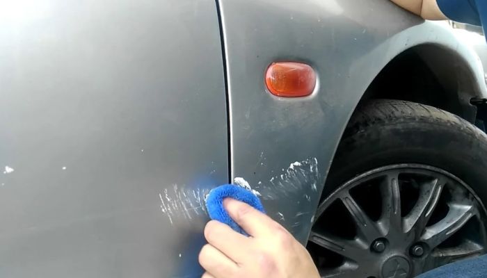 Как убрать царапины с машины
