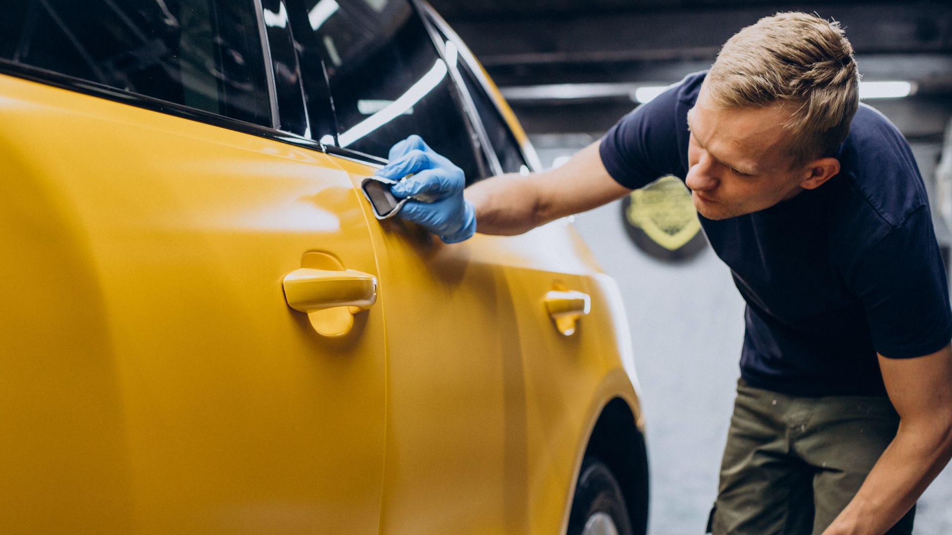 Советы профессионалов: Как быстро и эффективно убрать царапины на автомобиле